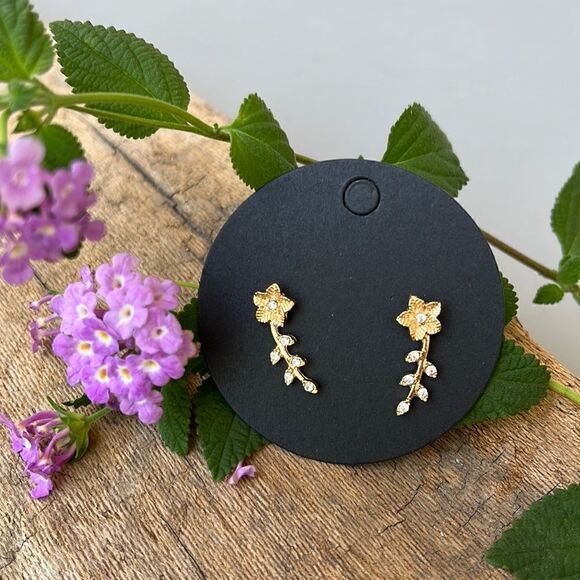 GOLD FLOWER RHINESTONE CLIMBER EARRINGS. NWOT - Picture 1 of 4
